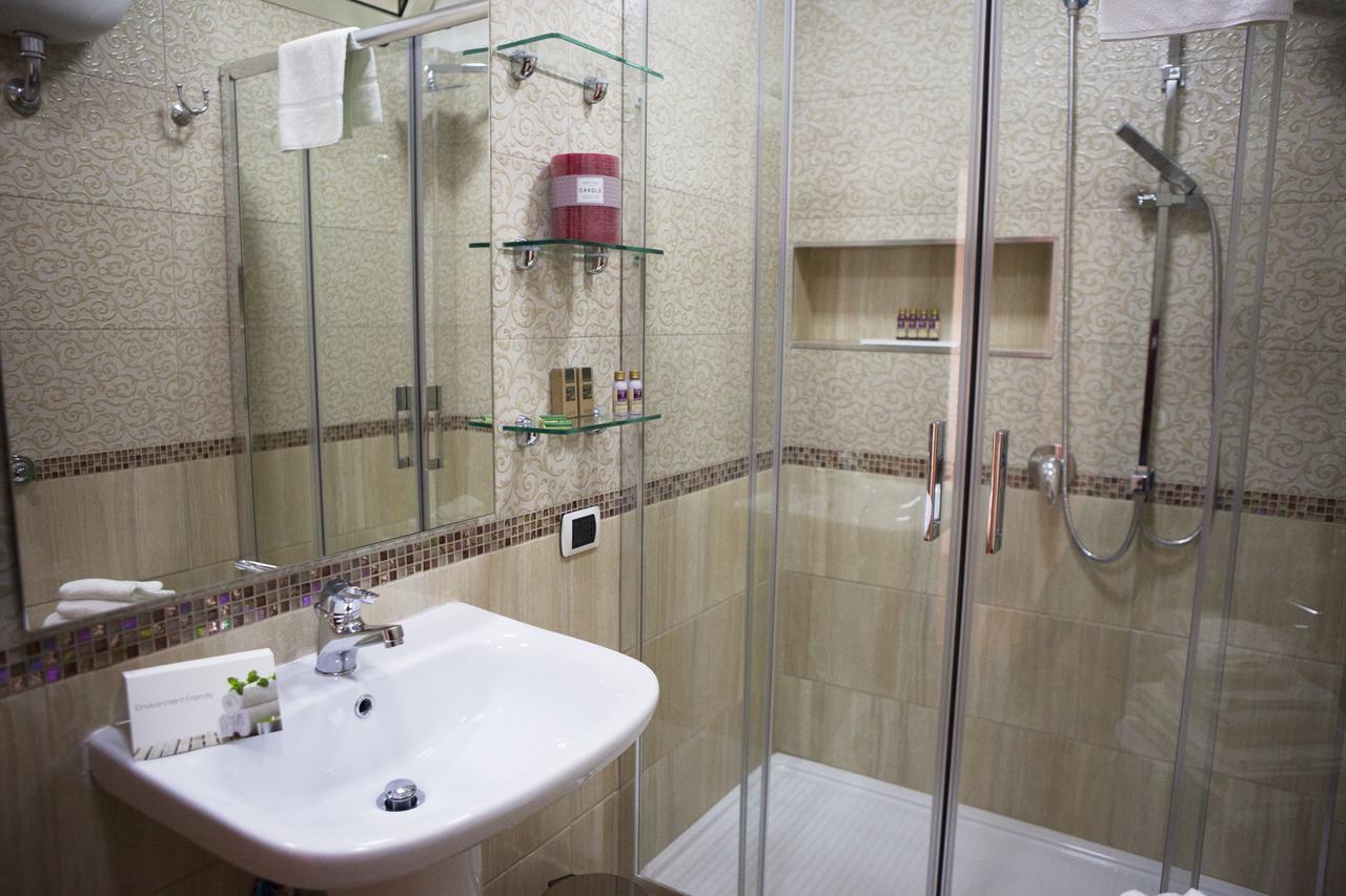 Isa Guest Rooms เนเปิลส์ ภายนอก รูปภาพ